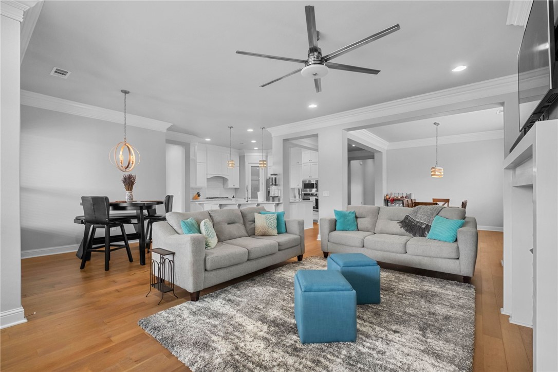 Lochmoor Club Sub Ph Ii Bentonville - Residential