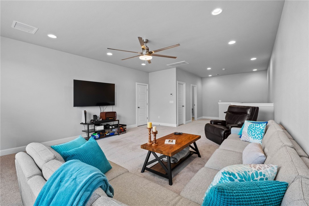 Lochmoor Club Sub Ph Ii Bentonville - Residential