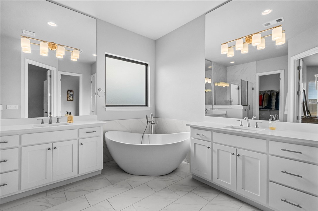 Lochmoor Club Sub Ph Ii Bentonville - Residential