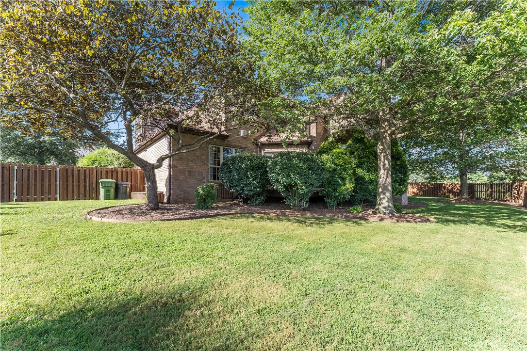 Cross Creek Rogers - Residential