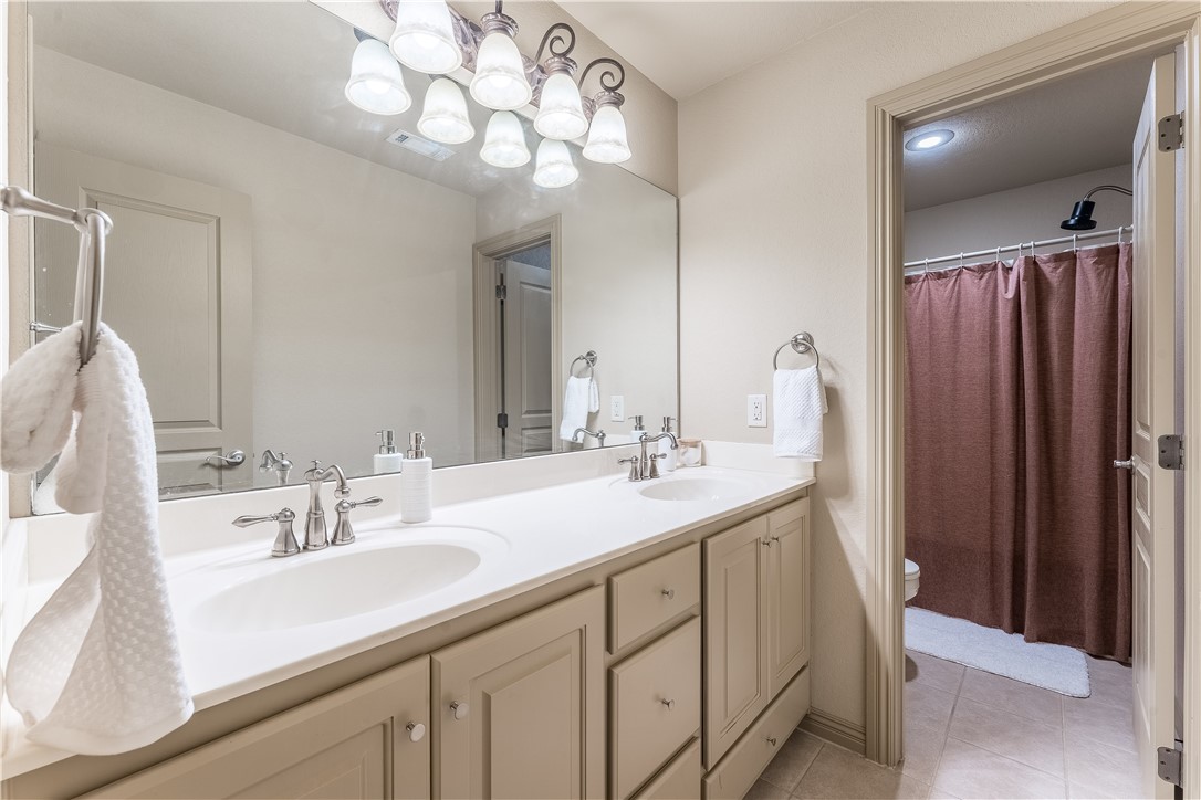 Cross Creek Rogers - Residential