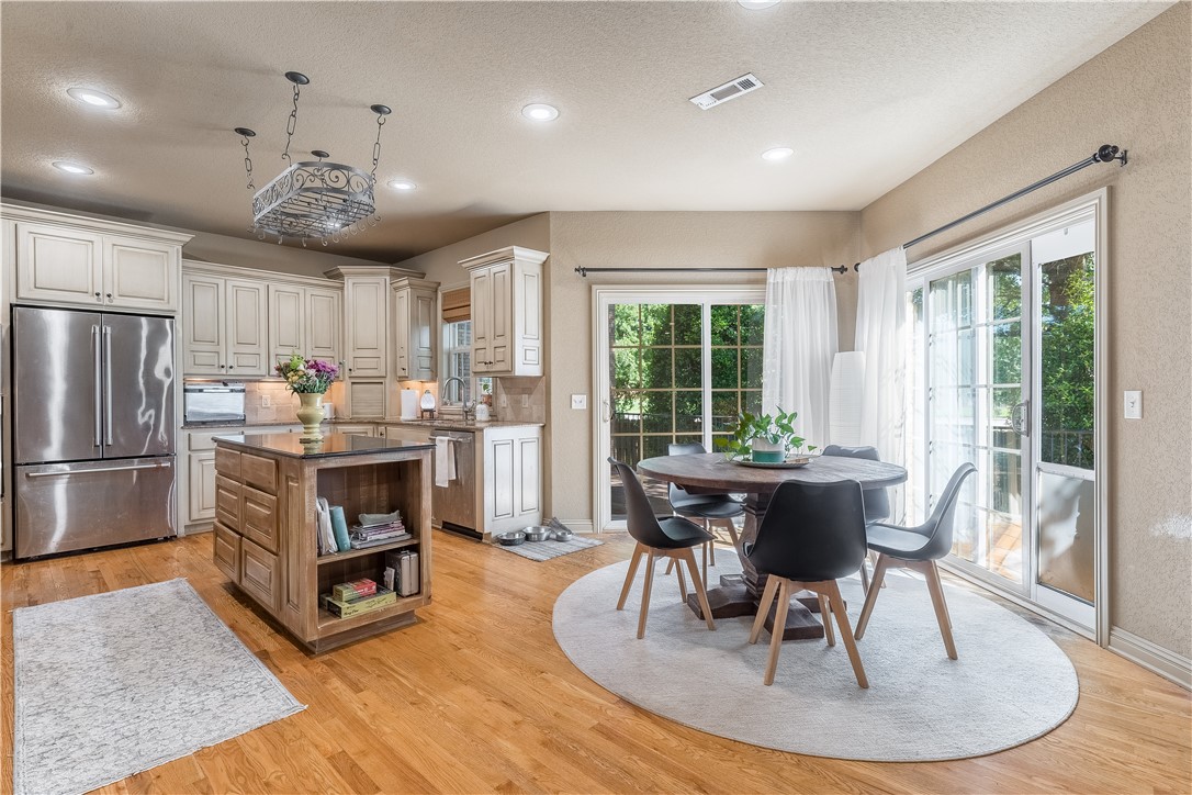 Cross Creek Rogers - Residential