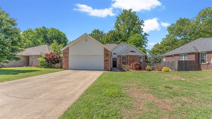 Your wait is over, don't miss this opportunity to own this very well maintained move-in ready home. Located just minutes from I-49, this home is close to everything Northwest Arkansas has to offer.