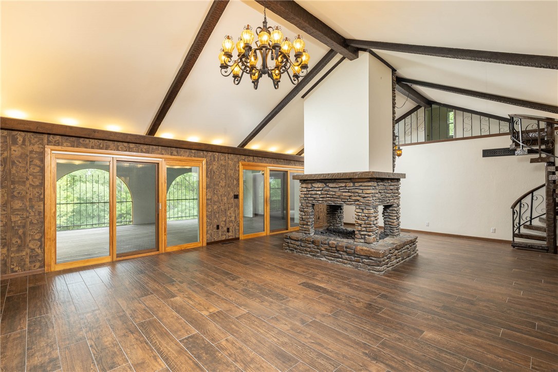 25-16-31 Farmington Outlots - Residential