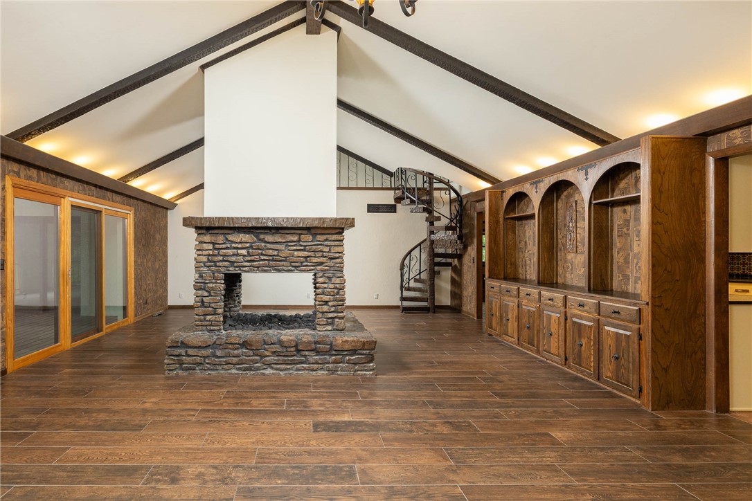 25-16-31 Farmington Outlots - Residential