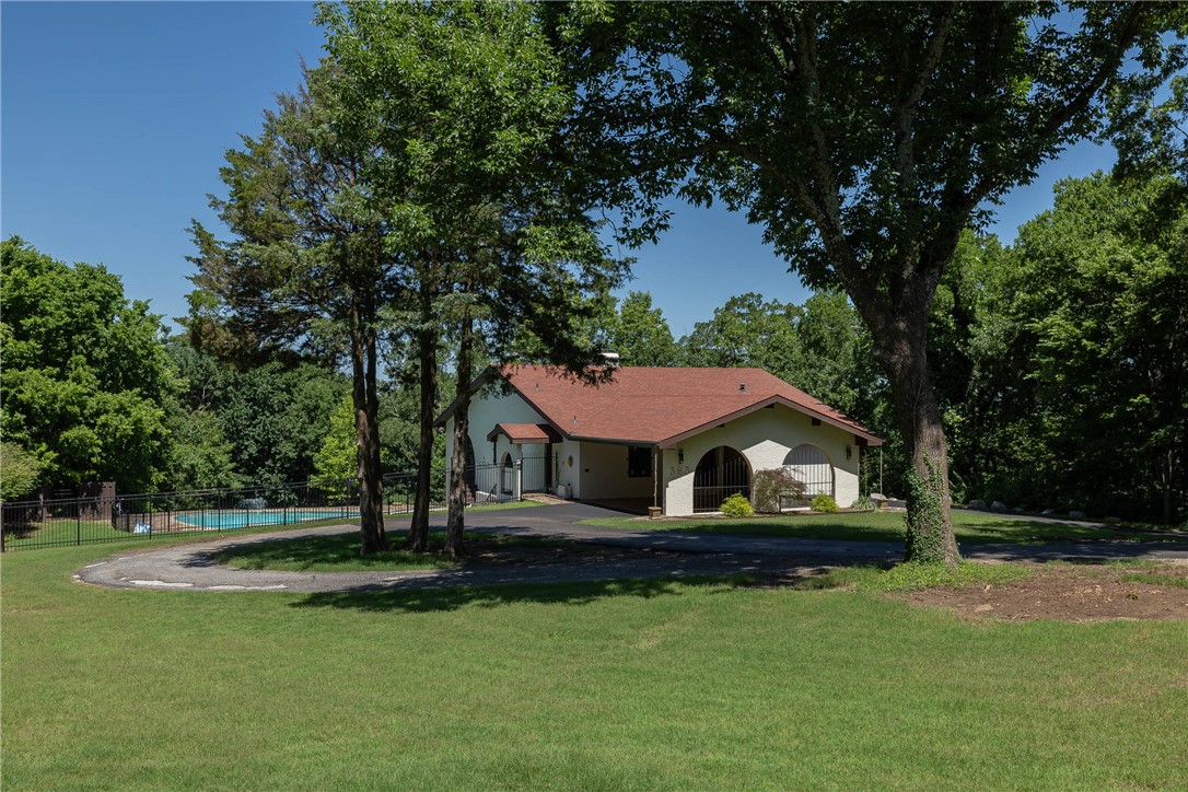 25-16-31 Farmington Outlots - Residential