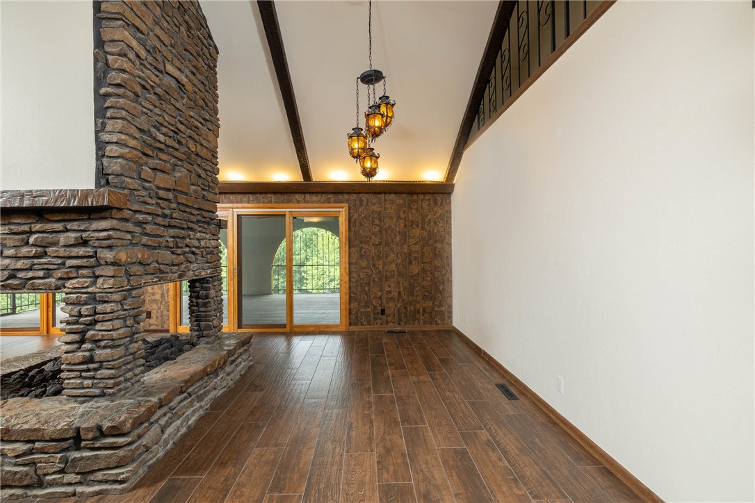 25-16-31 Farmington Outlots - Residential