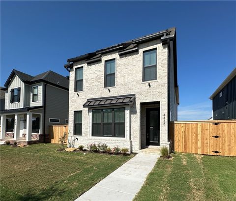 Photo of 4436 W Bronco Drive, Fayetteville, AR 72704 (MLS # 1311255)