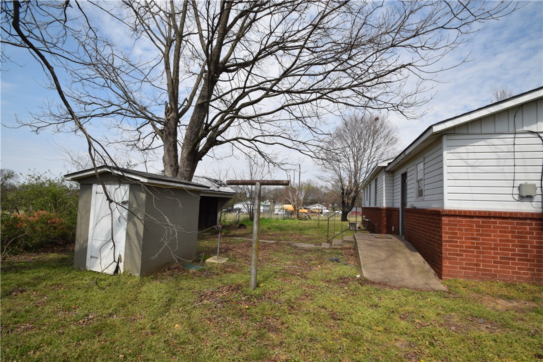 Springdale Outlots - Residential Lease