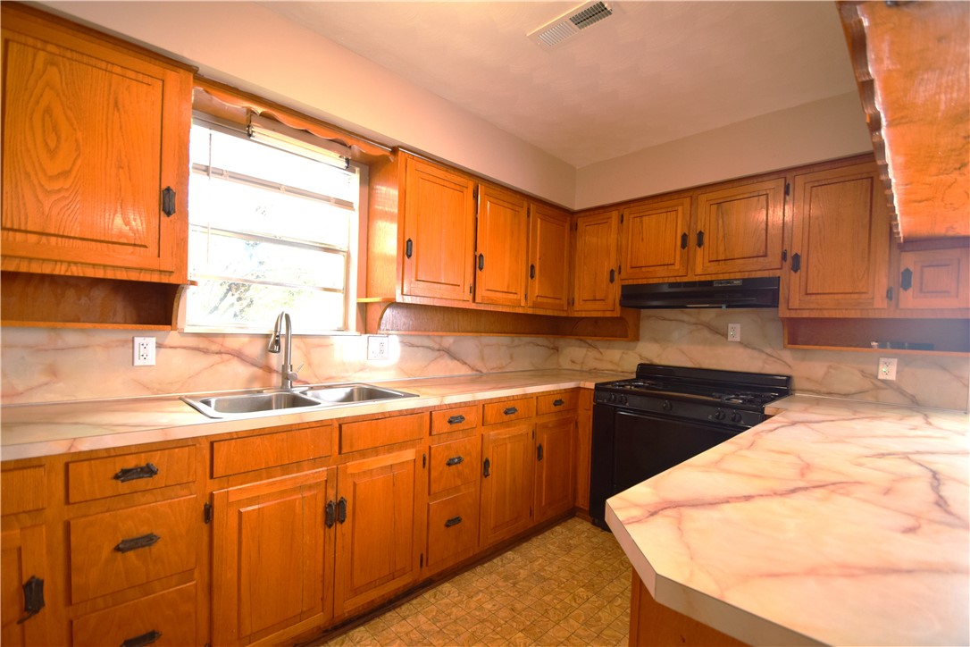 Springdale Outlots - Residential Lease