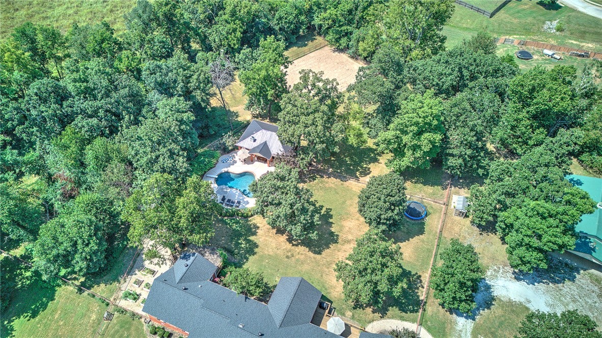 999 Sunbridge Lane