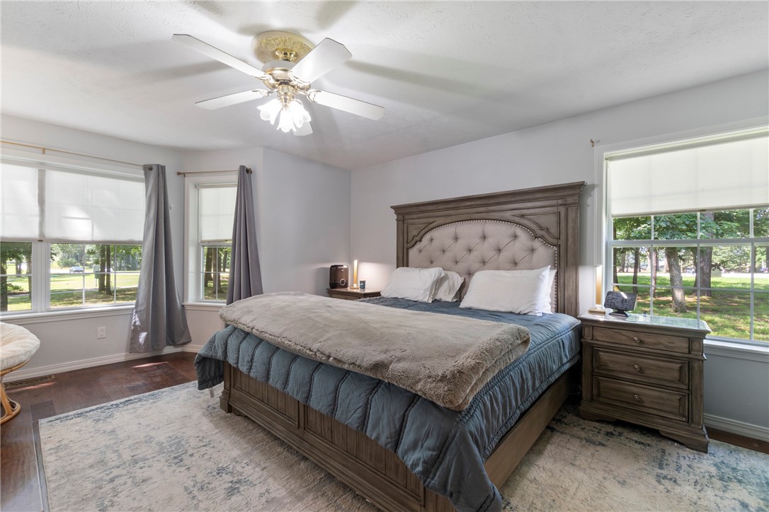 Unit 8 Holiday Island - Residential