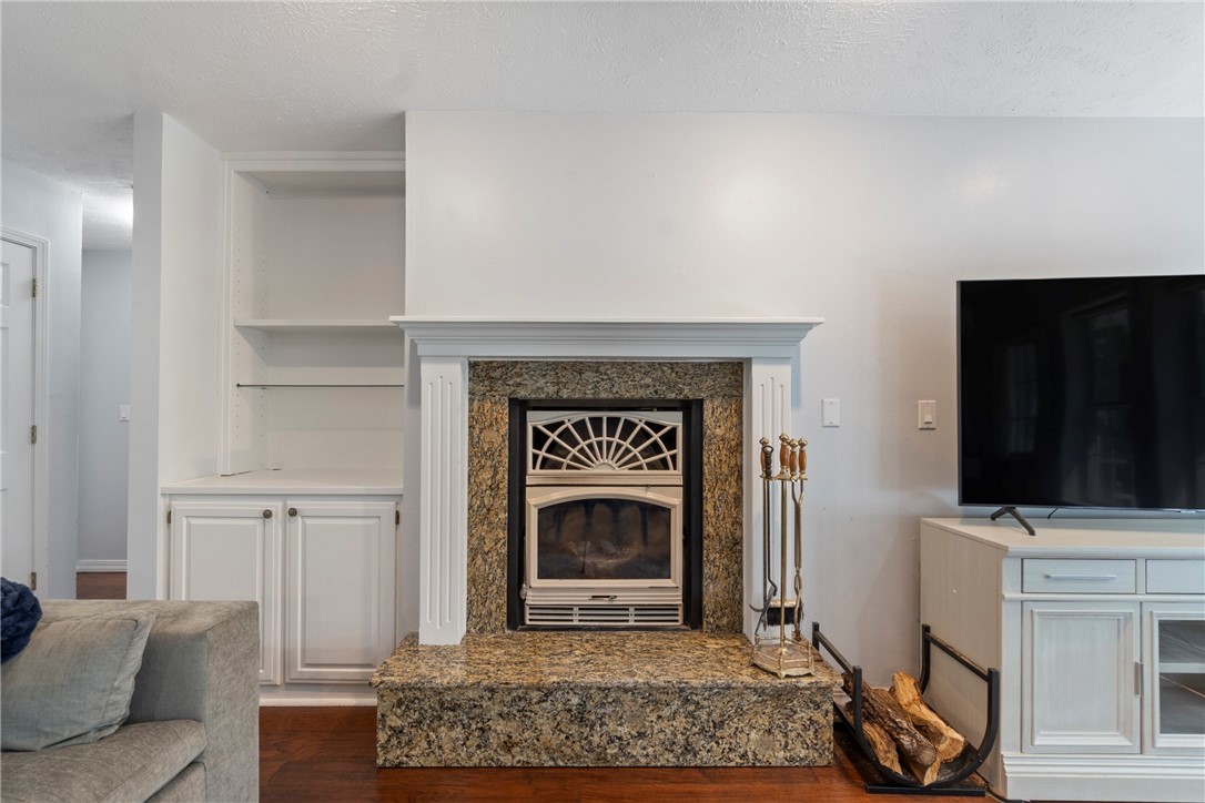 Unit 8 Holiday Island - Residential