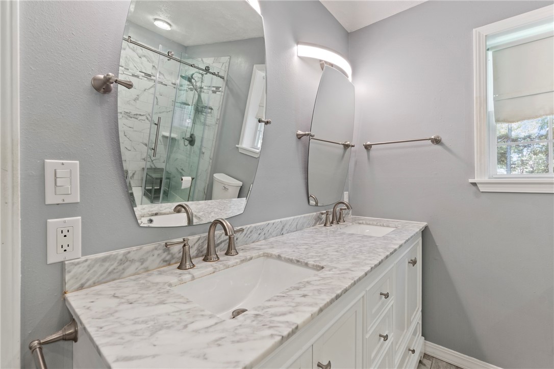Unit 8 Holiday Island - Residential
