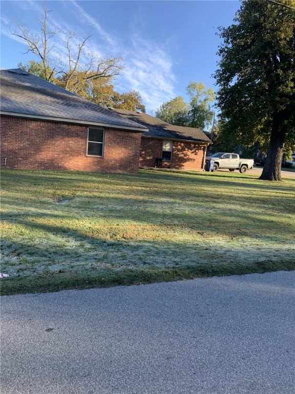 Carls Sub Siloam Spgs - Residential Income