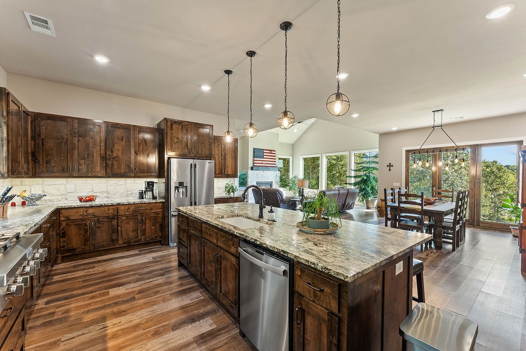 08-17-28 - Residential