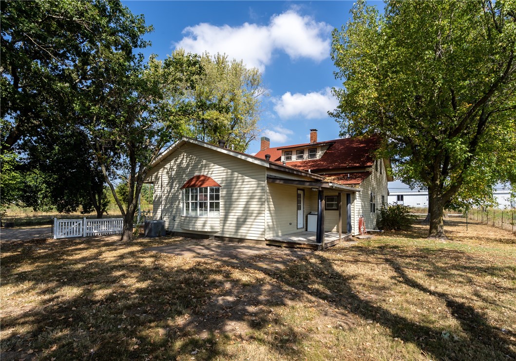 Thompson Sub Siloam Spgs - Residential