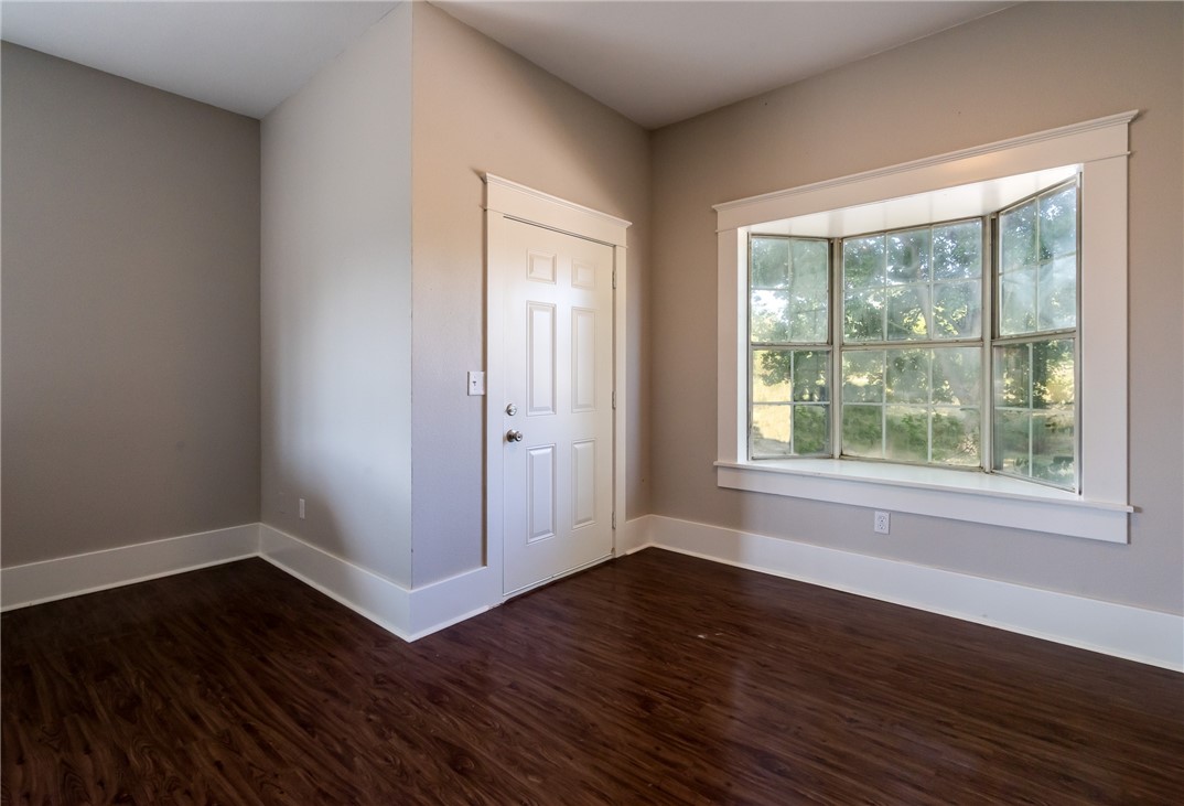 Thompson Sub Siloam Spgs - Residential
