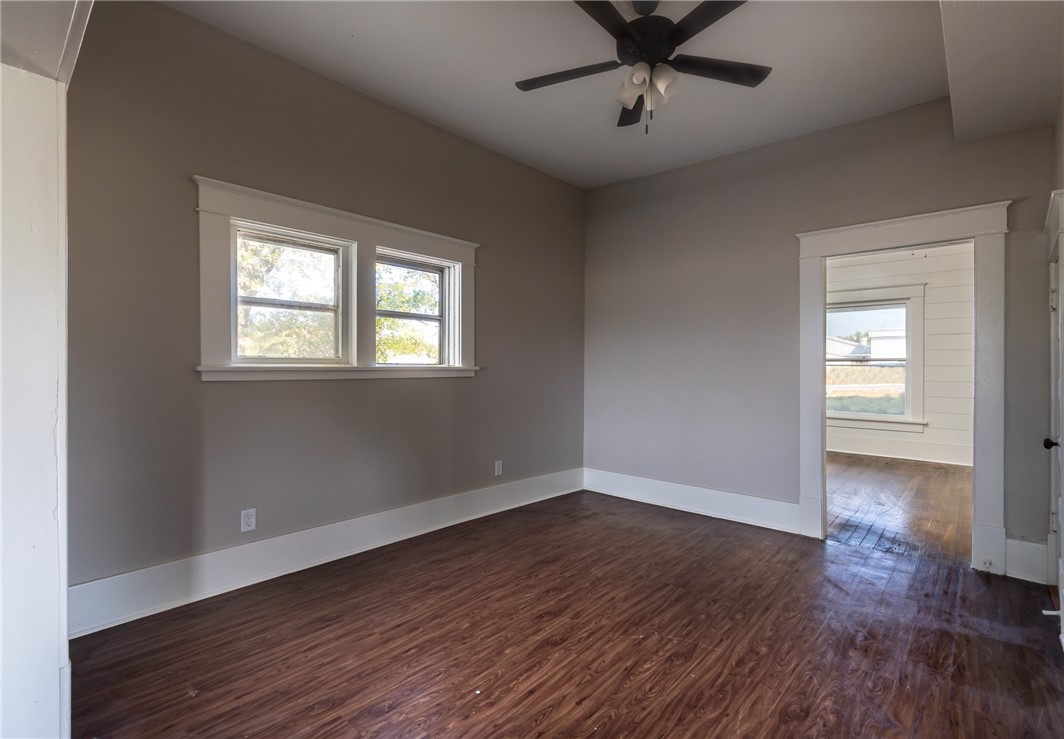 Thompson Sub Siloam Spgs - Residential