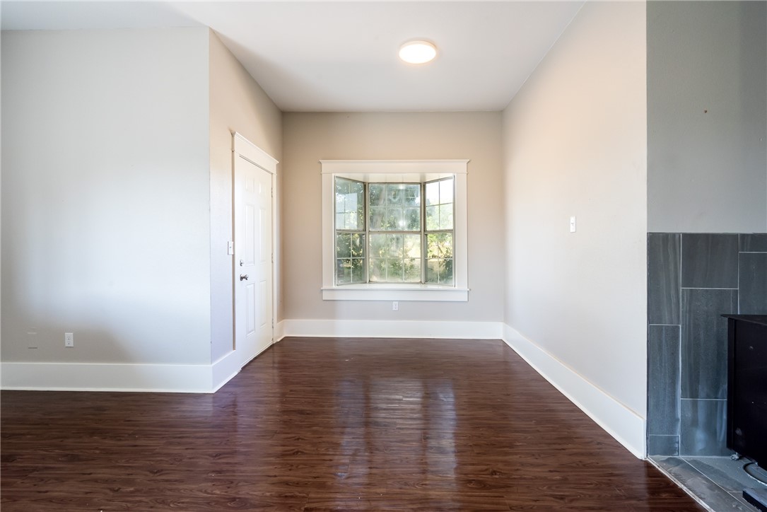 Thompson Sub Siloam Spgs - Residential