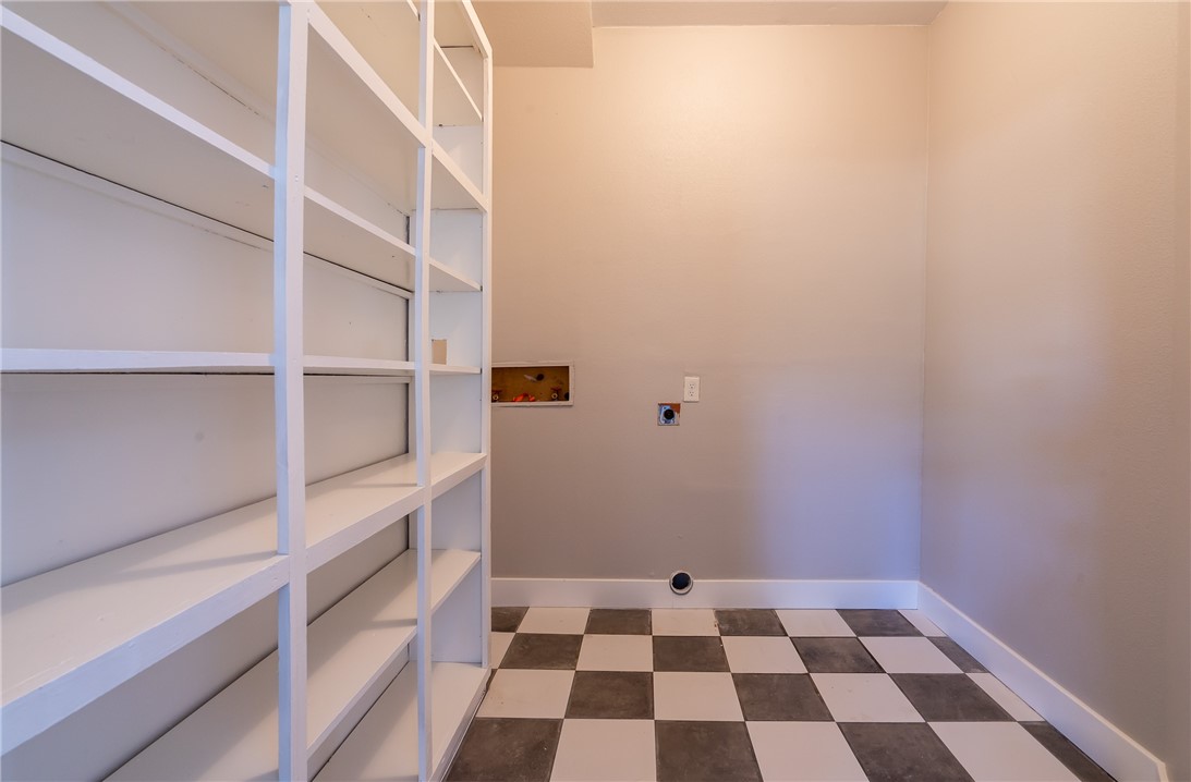 Thompson Sub Siloam Spgs - Residential