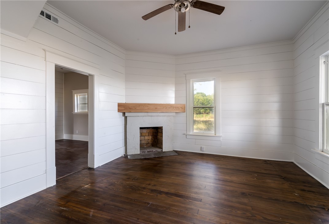 Thompson Sub Siloam Spgs - Residential