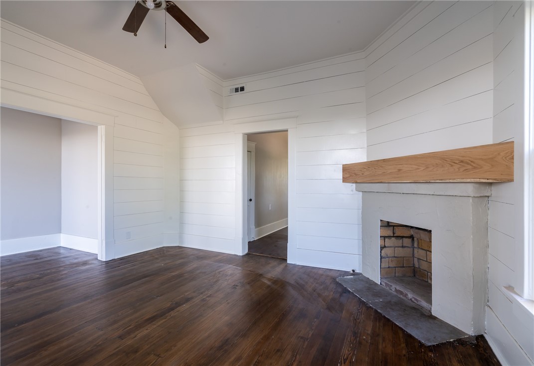 Thompson Sub Siloam Spgs - Residential