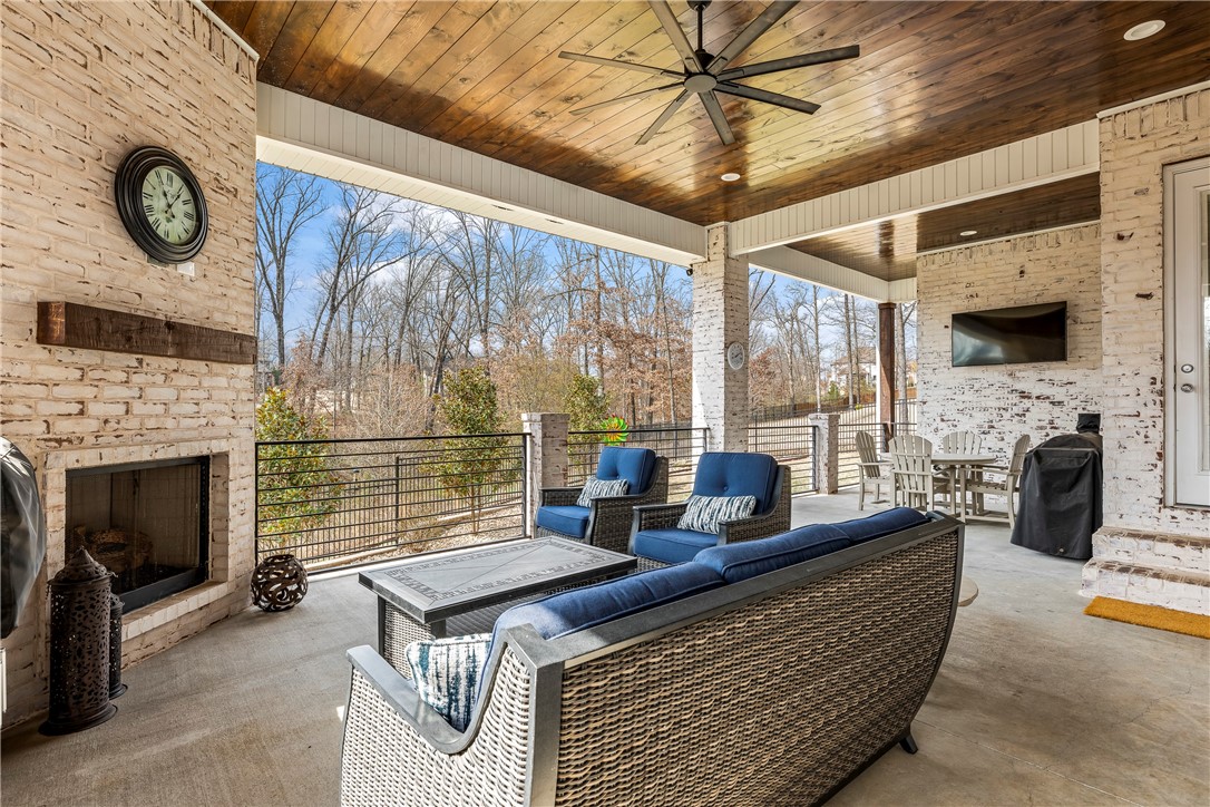 Versailles Sub Centerton - Residential