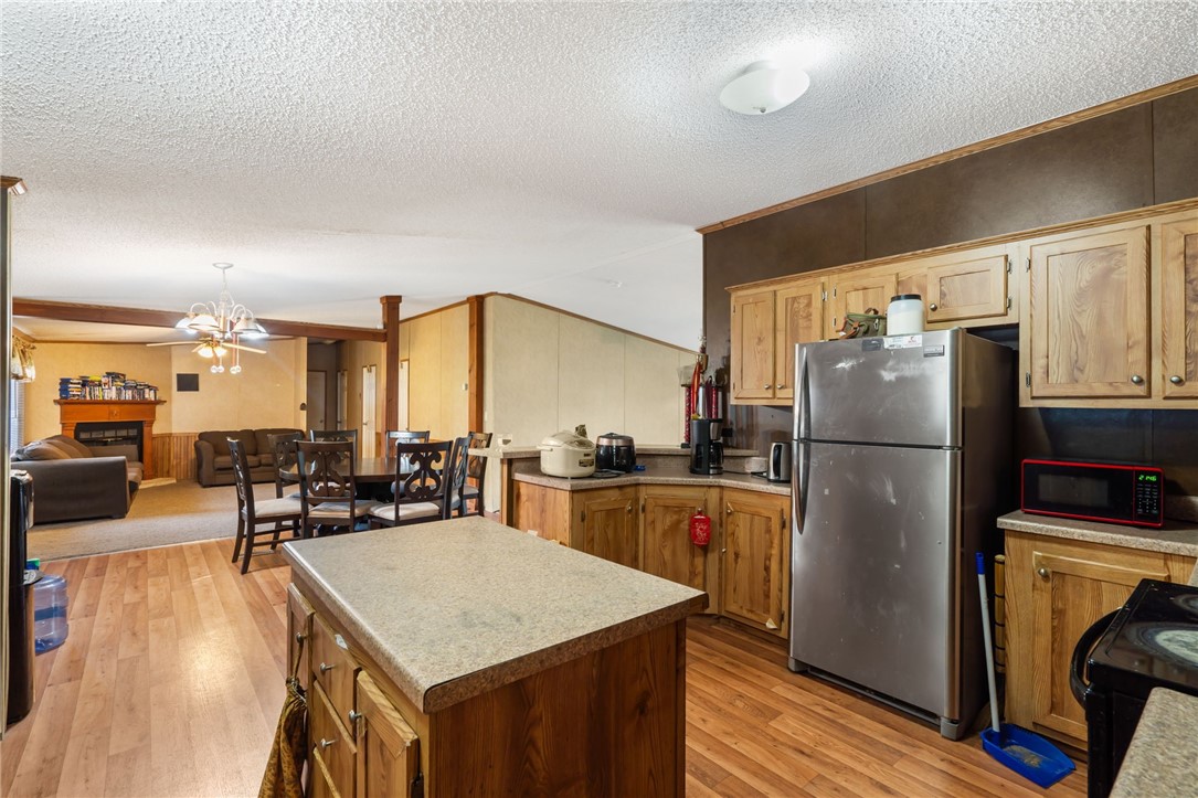 21-19-32-RURAL - Residential