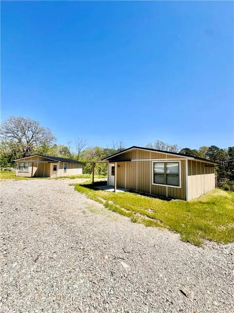 MLS: 1304957