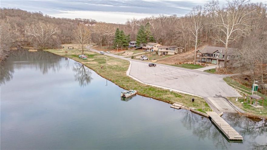 Property is tenant occupied. No showings without an accepted offer. Bella Vista lake home with all the great views of Lake Ann! 1,852 sq feet for the perfect getaway home just 10 minutes from Downtown Bentonville and a Neighborhood Market. Come spend the holidays here with your family!