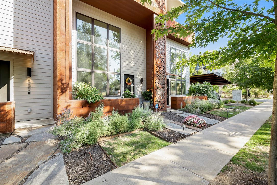 Tourmaline Urban Lofts - Residential