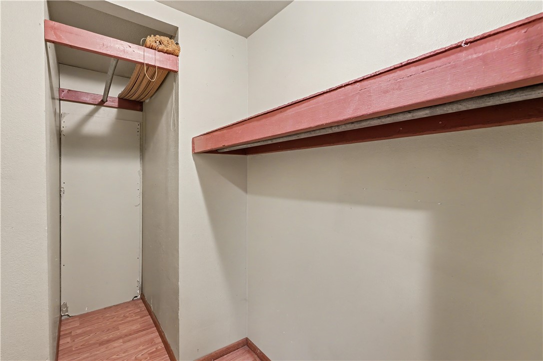 Tony Mountain Sub - Residential