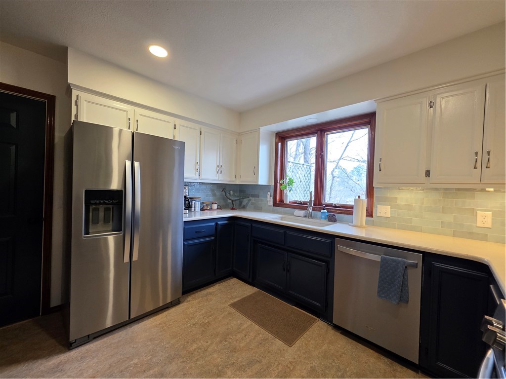 Windsor Sub Bvv - Residential Lease