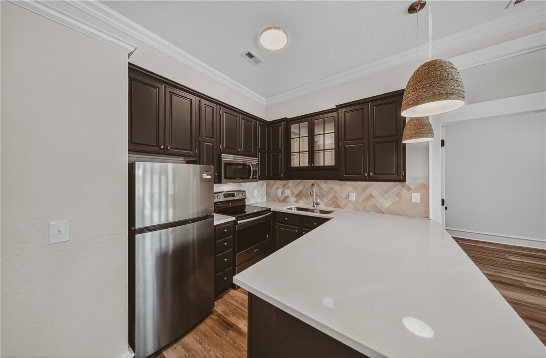 Rollston Bldg Condos Hpr - Residential