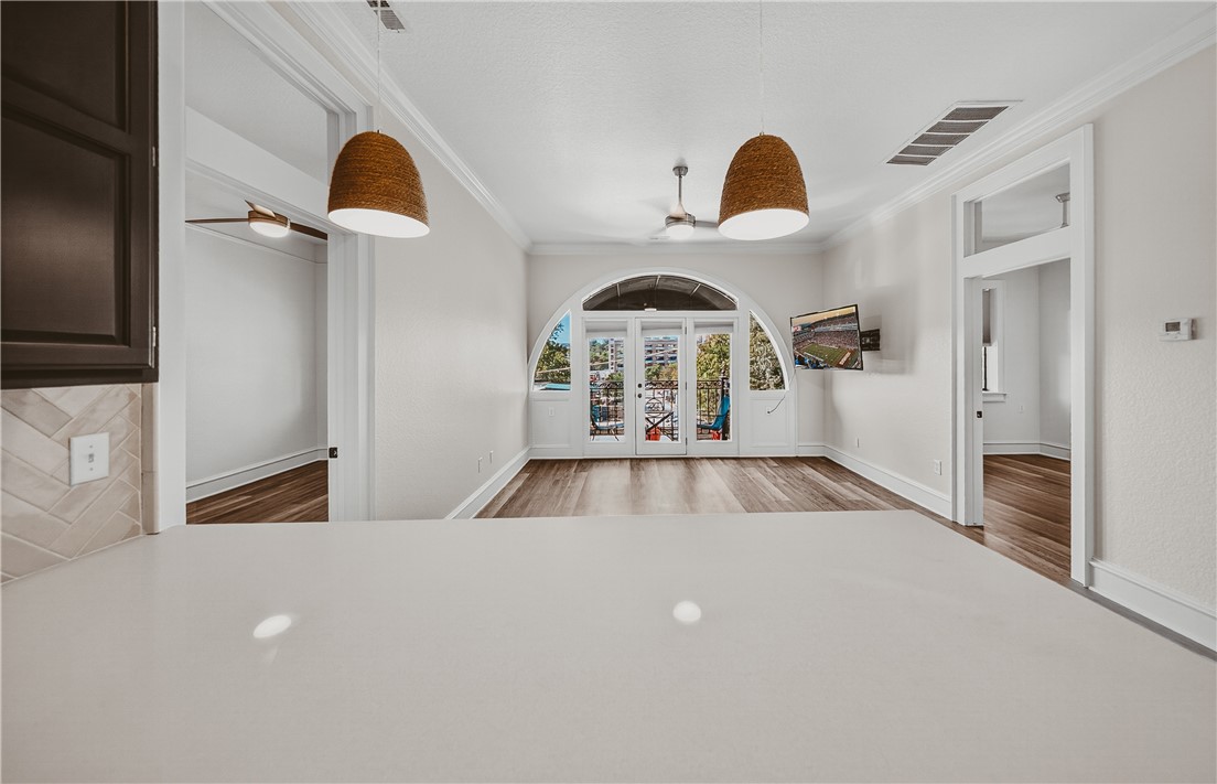 Rollston Bldg Condos Hpr - Residential