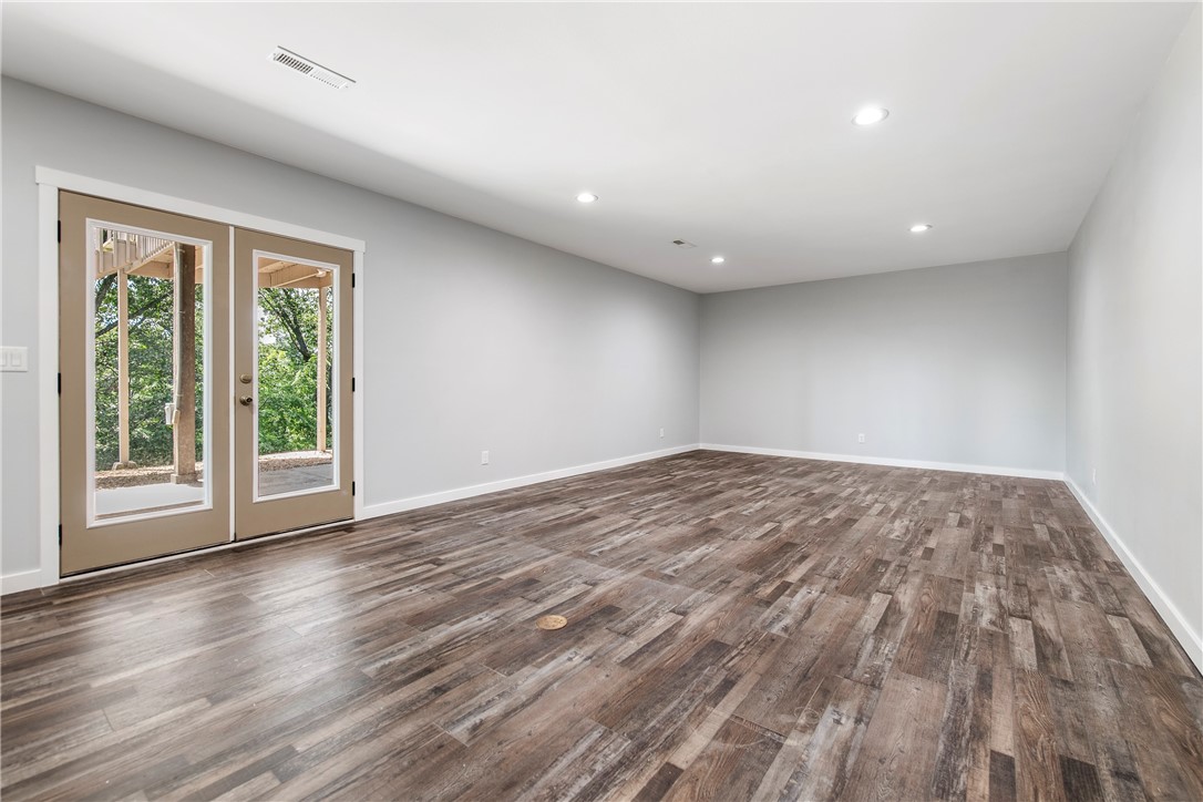 Atalanta Point Sub Rogers - Residential