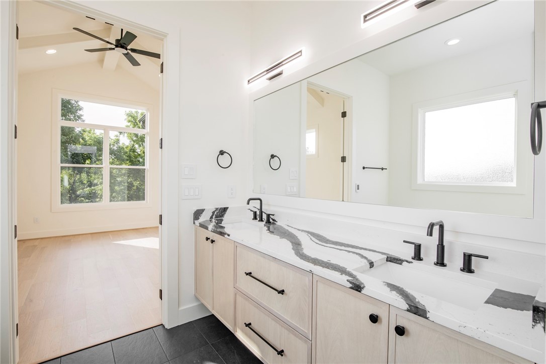 Shadow Valley Ph 11 Rogers - Residential