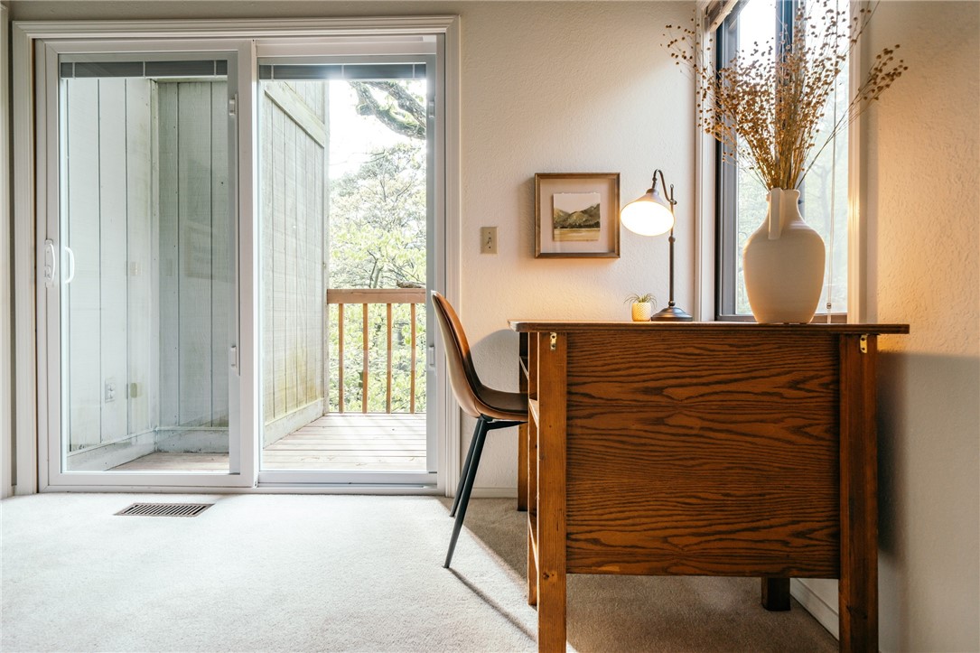 Norwood Courts-BVV - Residential Lease