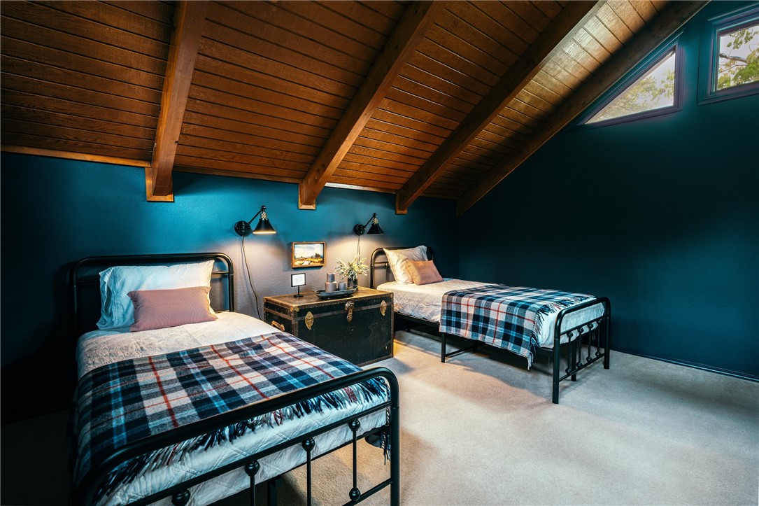 Norwood Courts-BVV - Residential Lease