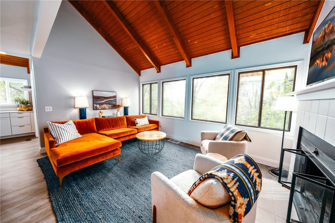 Norwood Courts-BVV - Residential Lease