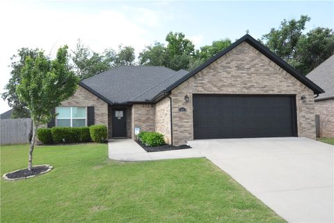 Photo of 1497 Counts Avenue, Springdale, AR 72764 (MLS # 1345518)