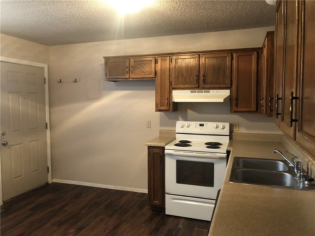 Carls 2nd Sub Siloam Spgs - Residential Lease