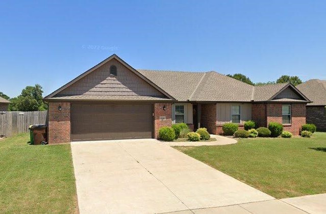 4 bedroom 2 baths with 2 car garage. Deck & patio with fenced backyard. Laundry hookups, Heat/gas, Microwave, dishwasher, stove and oven. Walkin closets.