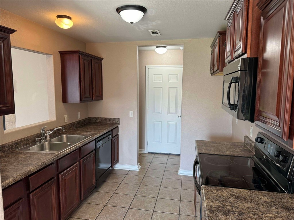 Stokenbury Farms Sub - Residential Lease