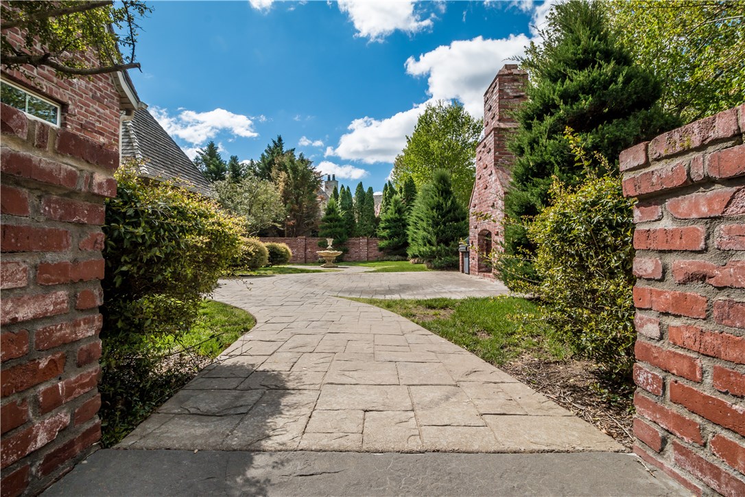 Pinnacle - Residential