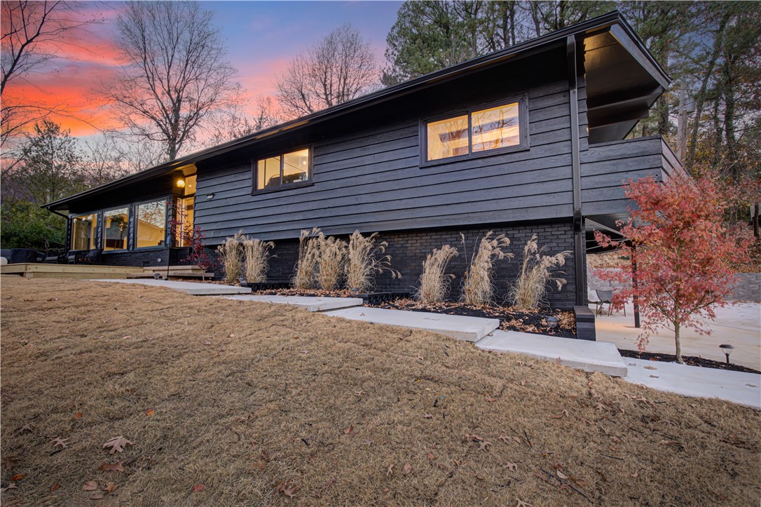 Clay Yoe - Residential