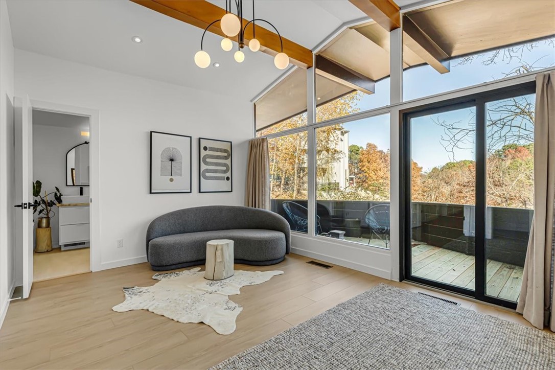 Clay Yoe - Residential