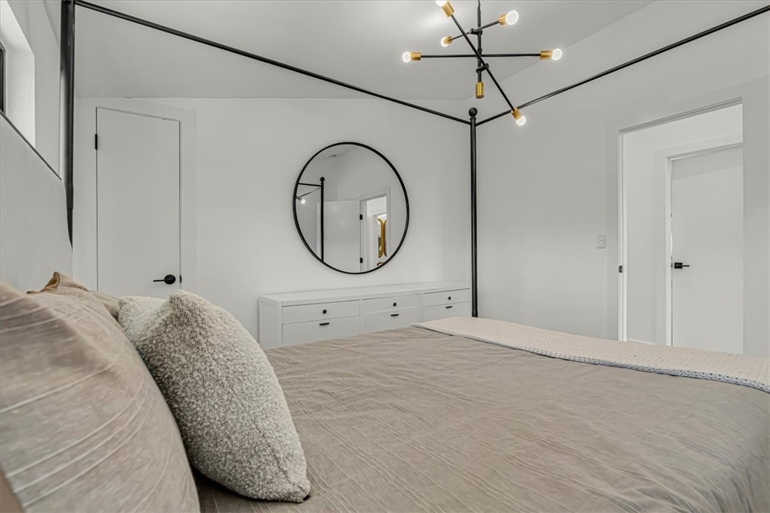 Clay Yoe - Residential