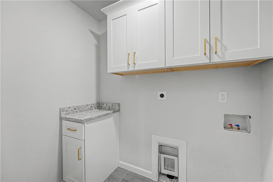 GROVES NEIGHBORHOOD PH II, THE-ROGERS - Residential